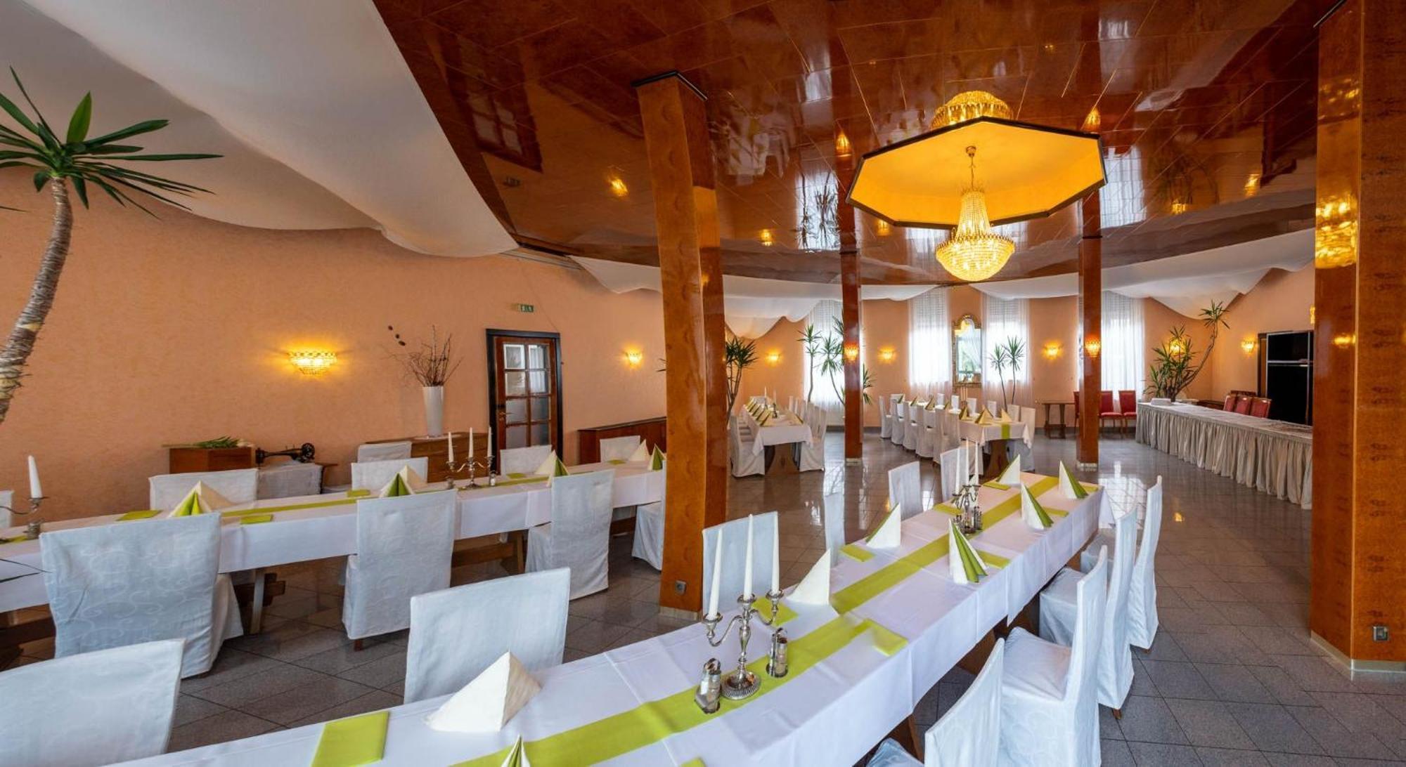 Kraichtaler Hof Hotel Ngoại thất bức ảnh