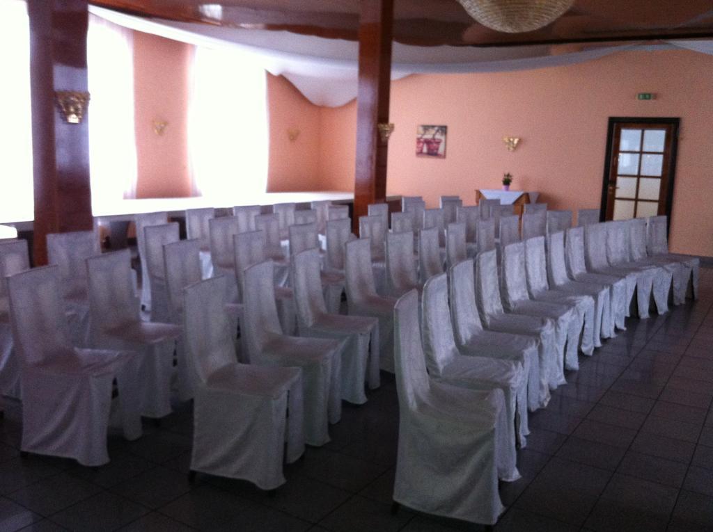 Kraichtaler Hof Hotel Ngoại thất bức ảnh